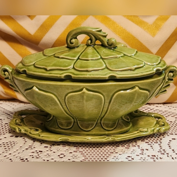 Vintage Dining Vintage Gravy Bowl With Matching Lid Spoon Poshmark